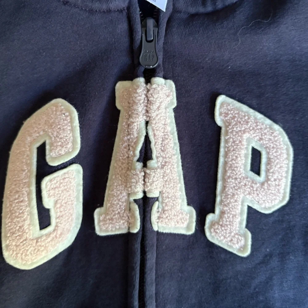 GAP navy features comfortable